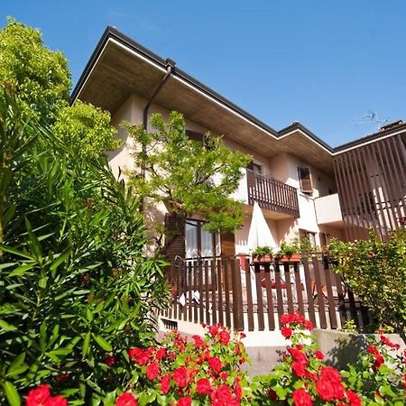 Casa Martinelli Apartment Torbole Sul Garda ภายนอก รูปภาพ