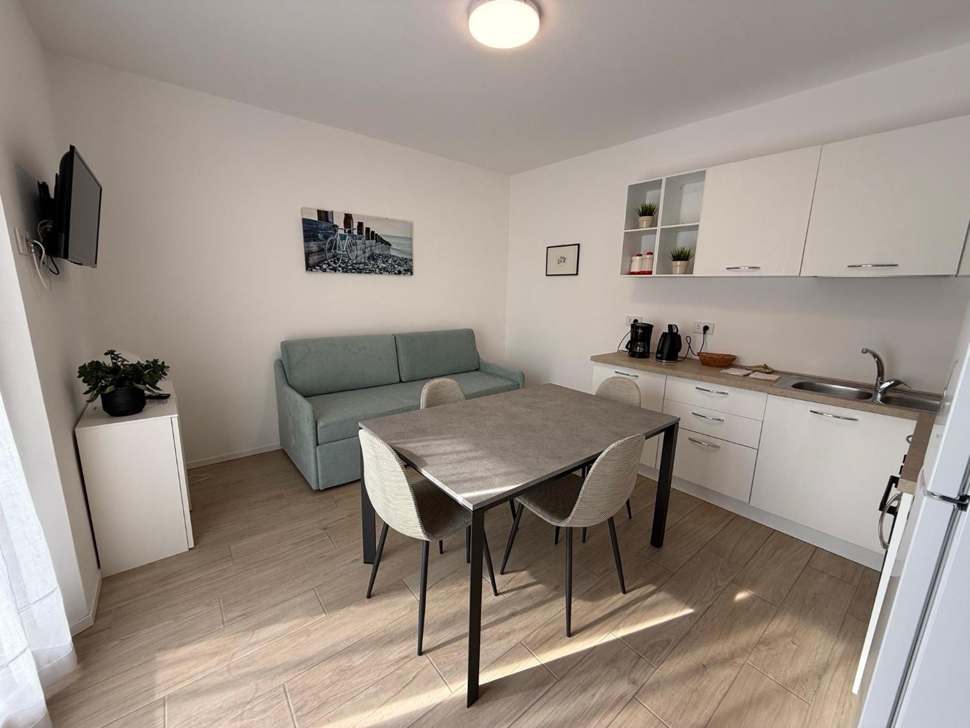 Casa Martinelli Apartment Torbole Sul Garda ภายนอก รูปภาพ