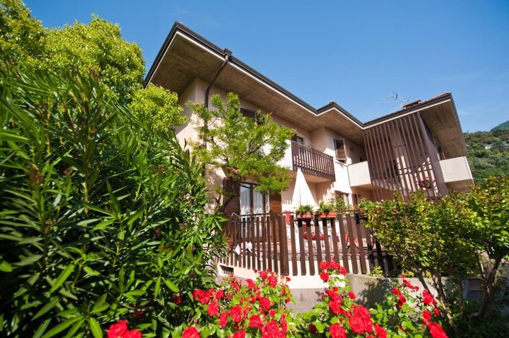 Casa Martinelli Apartment Torbole Sul Garda ภายนอก รูปภาพ